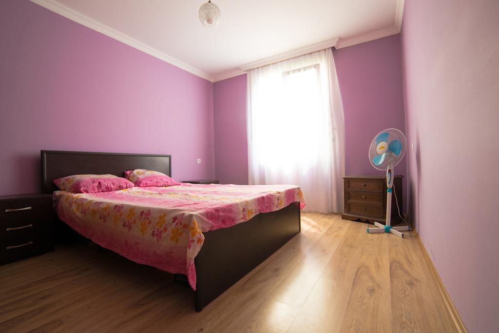 Angisa Apartment バトゥーミ エクステリア 写真